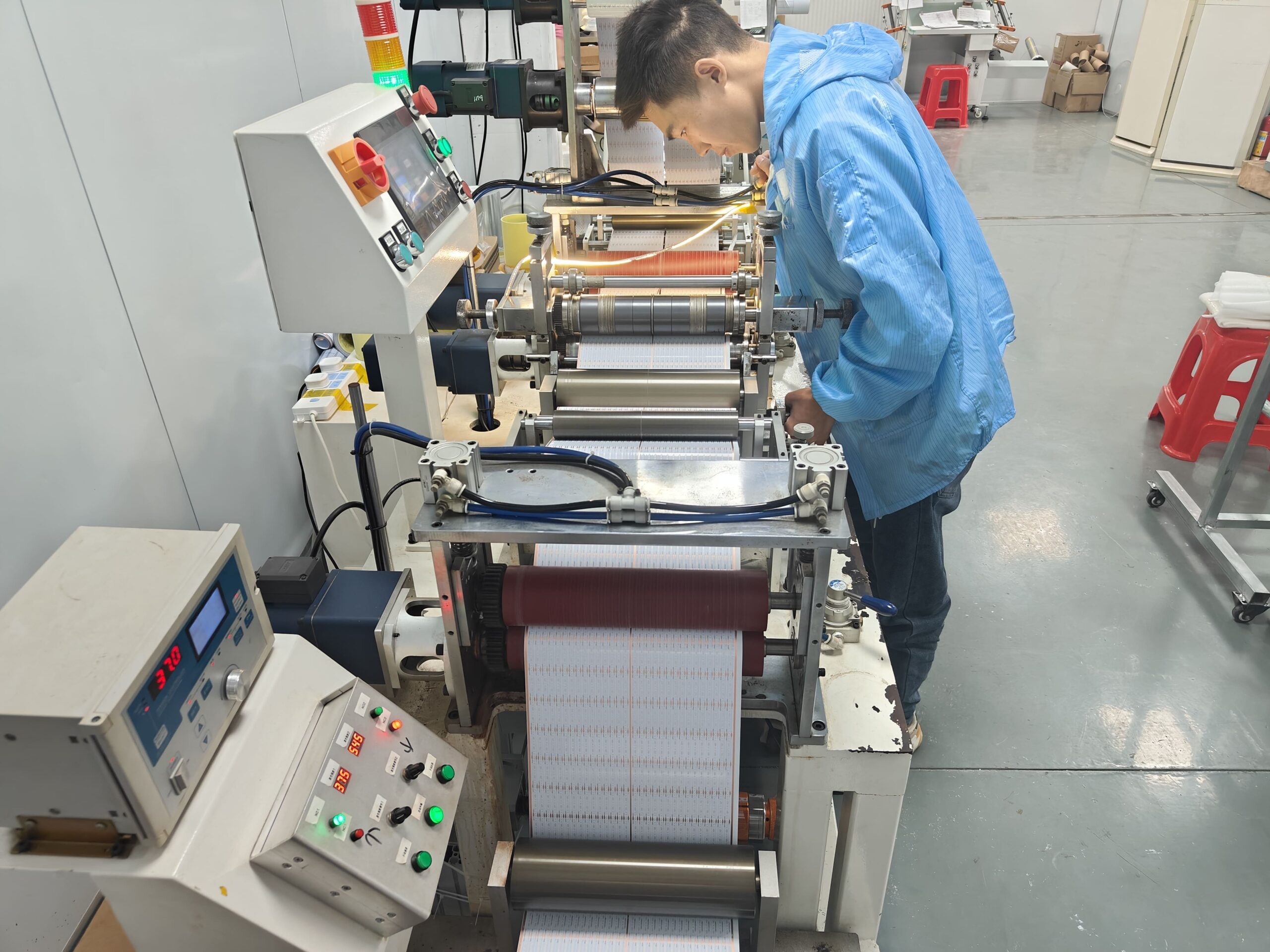 Post-production process: Slitting and re-reeling of LED strip PCBs onto transport spools, ensuring efficient logistics.